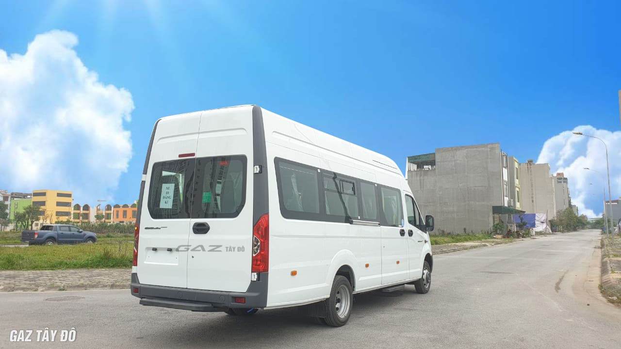 Dịch Vụ Thuê Xe 19 Chỗ Dịch Vụ Trọn Gói – Giải Pháp Di Chuyển và Tổ Chức Sự Kiện Hoàn Hảo